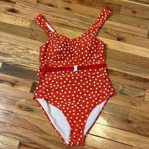 Adorable retro style red and white polka dot XL CUPSHE one-piece swimsuit.